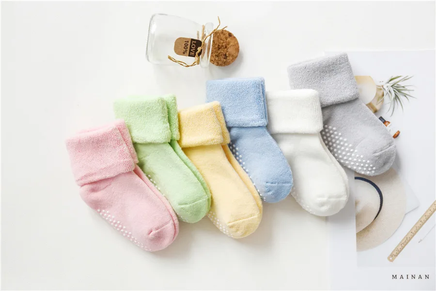 Теплые махровые носки для малышей на осень и зиму; хлопковые нескользящие носки-тапочки для малышей
