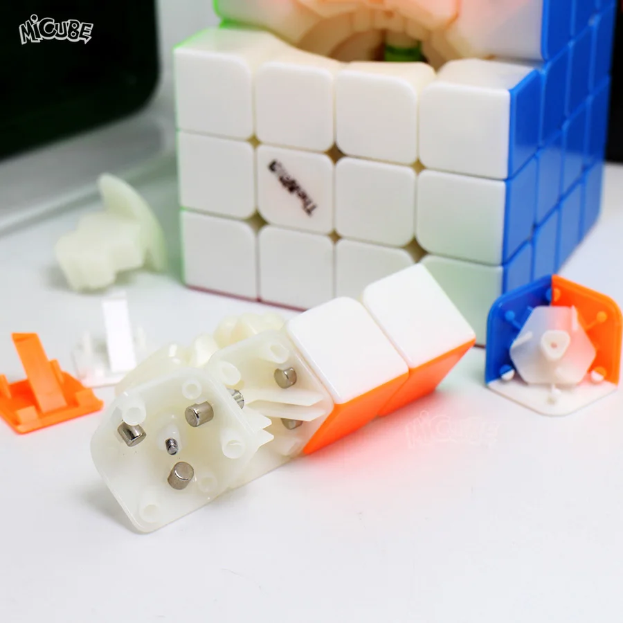 Kopen Valk4M Valk4 M Magnetische Cube 4x4 Speed magic Speed Cube 4x4x4 Sterke Magneet Cubo magico Qiyi Valk 4 Magneten Puzzel Kinderen Speelgoed