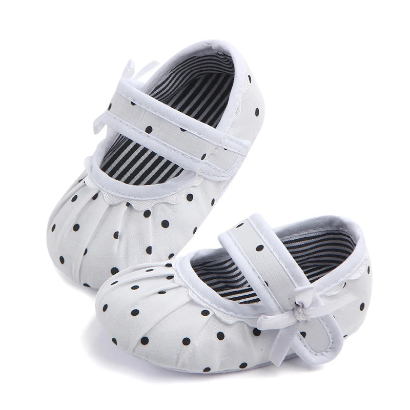 Обувь тканевая мягкая подошва для новорожденных девочек; Детские кроссовки с нескользящей подошвой; повседневная обувь в горошек