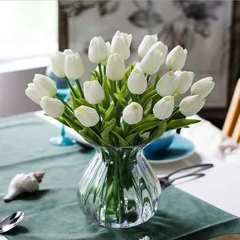 

Flone 8pcs Artificial flowers Real Touch Pu fake Tulips Bouquets For Wedding Home party table flower arrangement Decoration