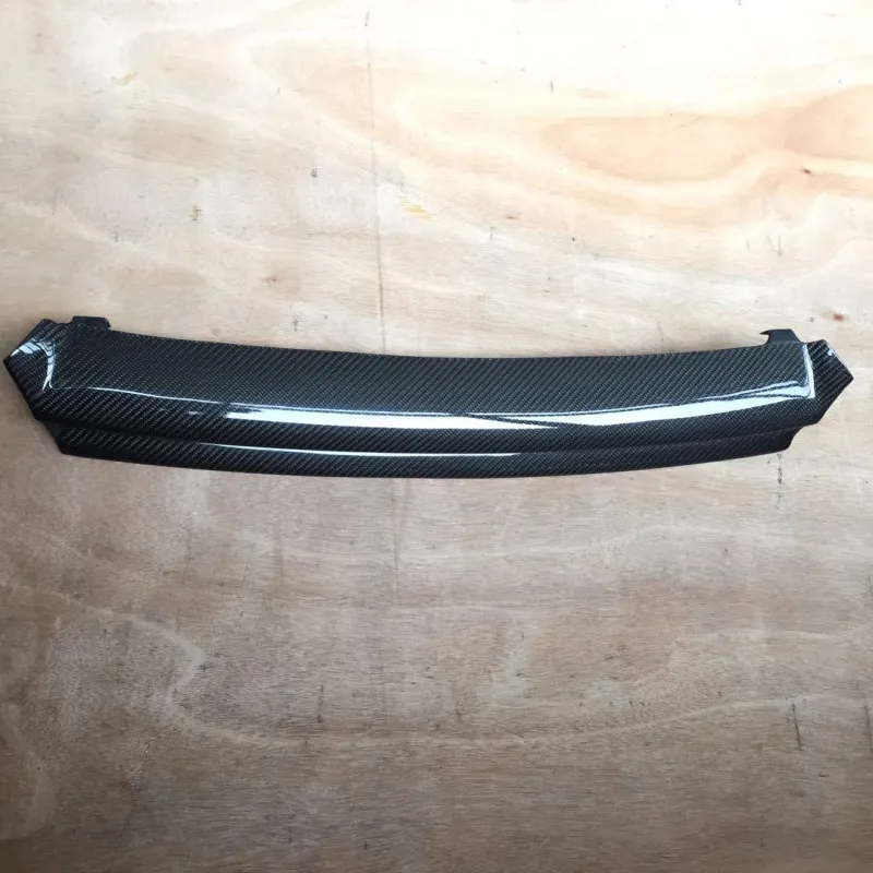 20090902A R32 Front grill Carbon fiber (1)_