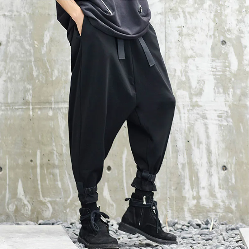

Men New Japan Style Loose Casual Wide Leg Pant Male Hip Hop Streetwear Punk Style Low Crotch Cross Trousers Harem Pant