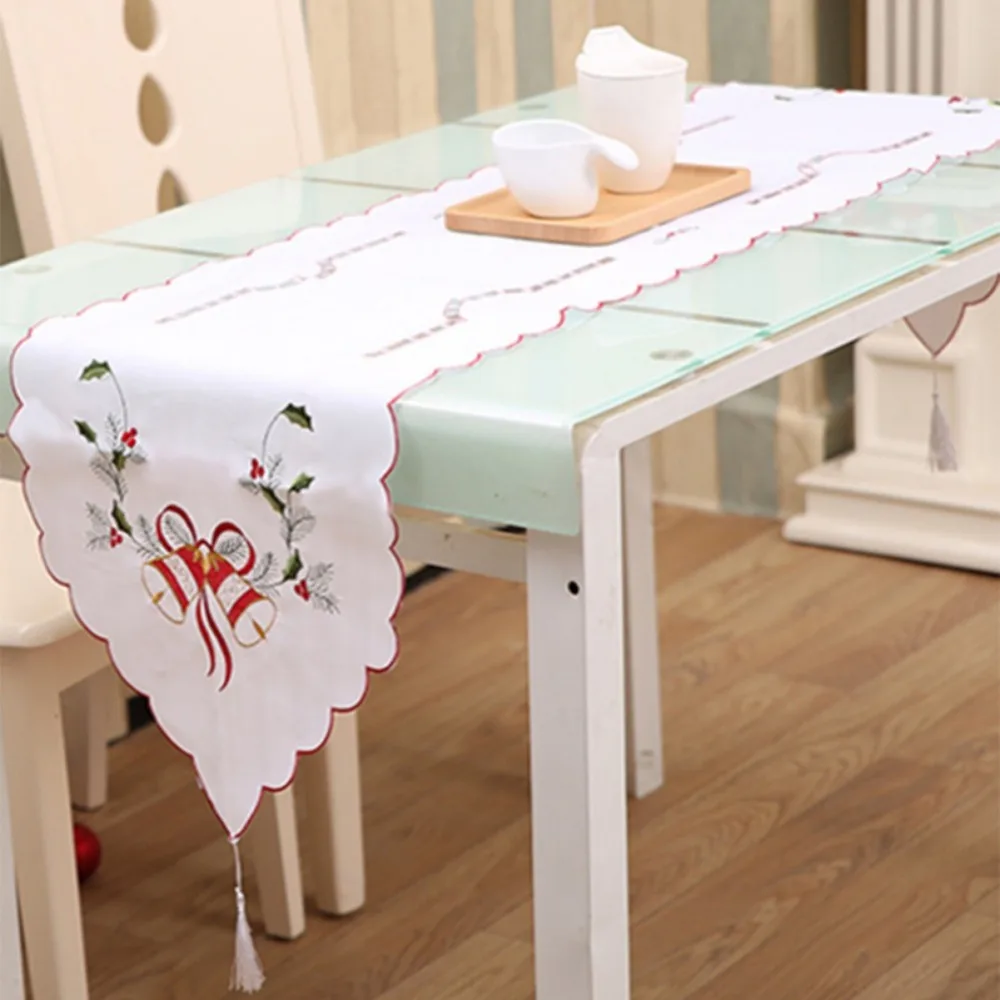 

Christmas Table Flag European Embroidered Hollow Santa Table Flag Home Garden Home Textile Festival Decoration New