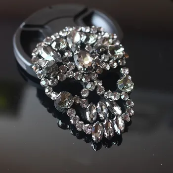 

5pcs/lot 2018 New Cloth Paste Diamond Skull Head DIY Clothing Accessories RS1419
