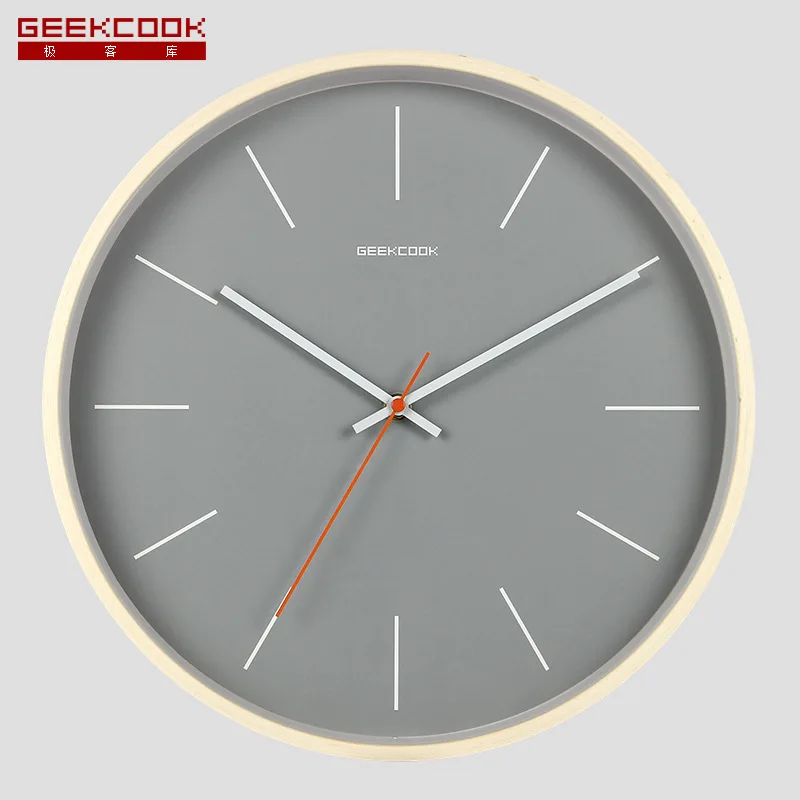 

Metal and Curved Wood Frame Mute Home Wall Clock: Quiet Gray Creative Minimalist Nordic Style Clock Wall Clocks Home Decor
