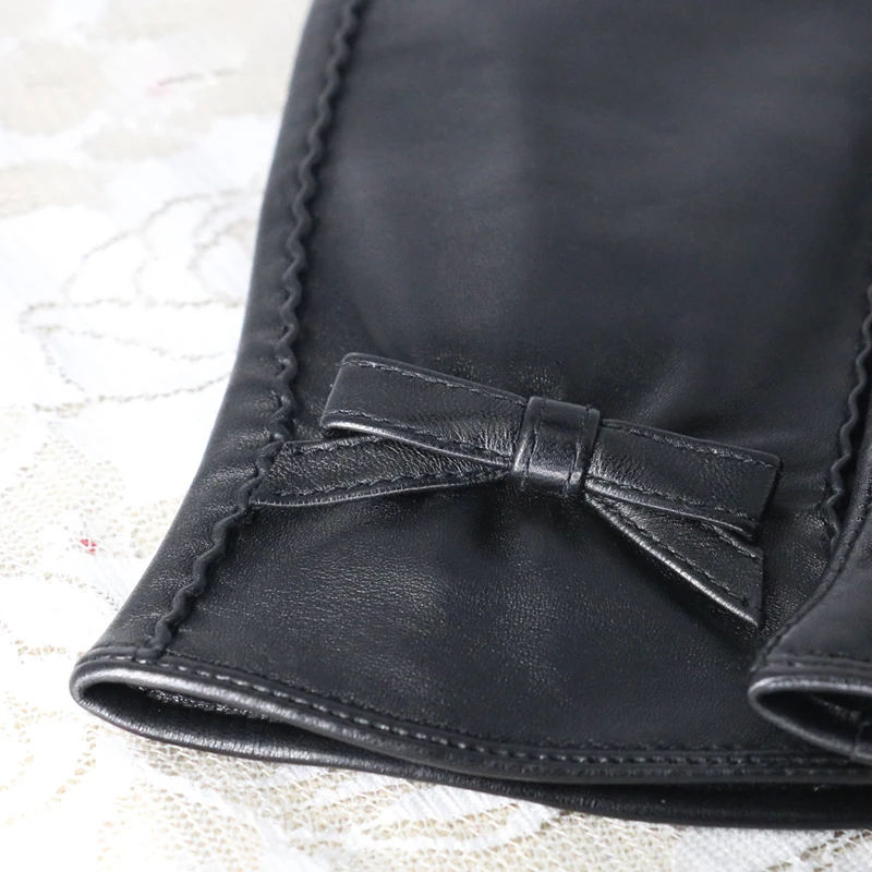 Genuine Leather Woman Gloves Sheepskin Short Style Butterfly Knot Leather Female Gloves Plus Velvet Thicken Warm Winter NW185-9