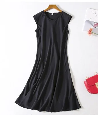 

Temperament 2018 spring new mulberry silk heavy double Joe Black OL model dress goddess fan