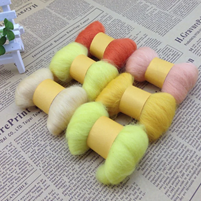 

6 Colors 30g Natural Wool Needle Felting Mat Hand Craft Starter Kit for Fun Doll Needlework Raw Hand Spinning DIY Sewing H007