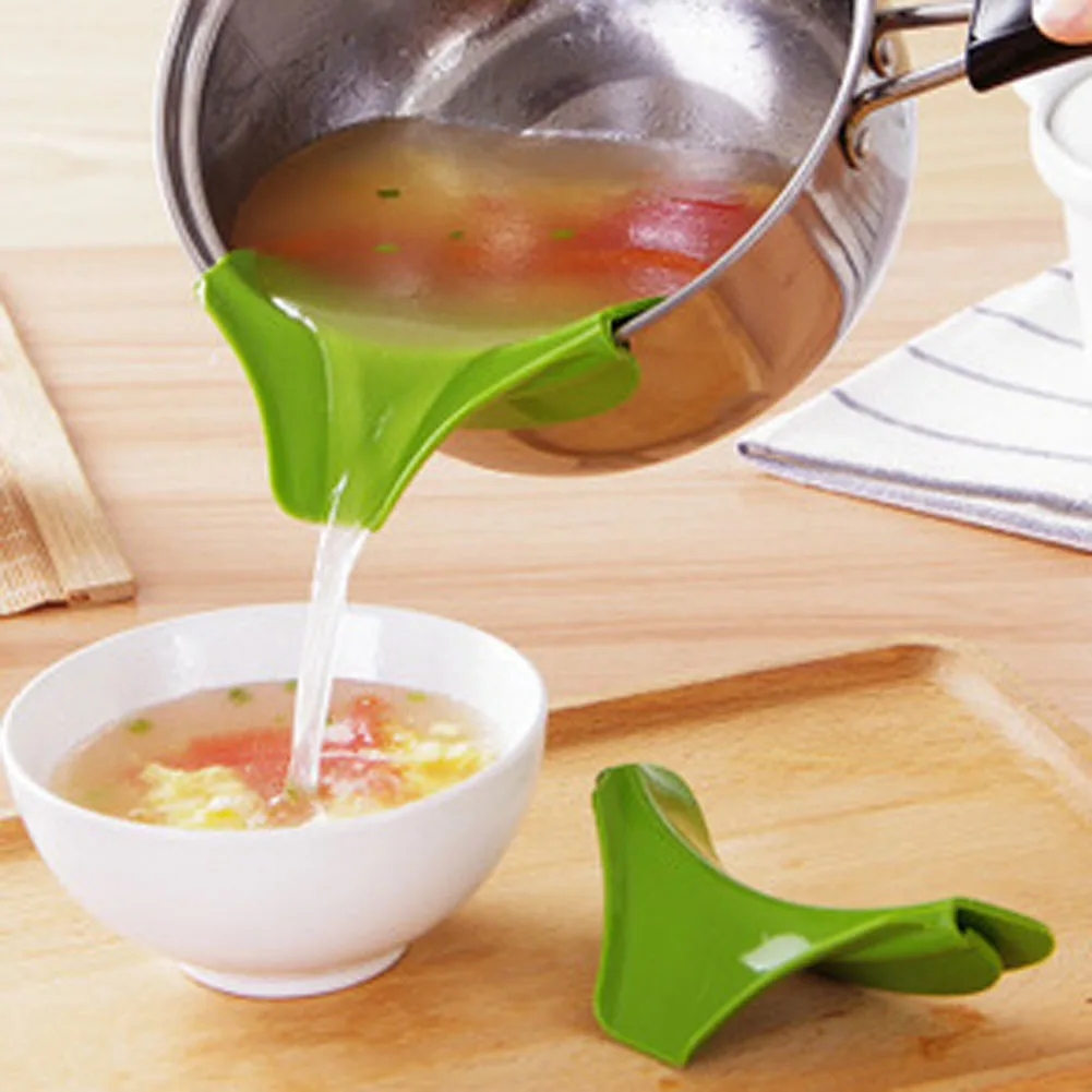 

High Quality Creative Kitchen Gadgets Pour Soup Anti-spill and Leak Soup Deflector Useful Home Kitchen Specialty Tools