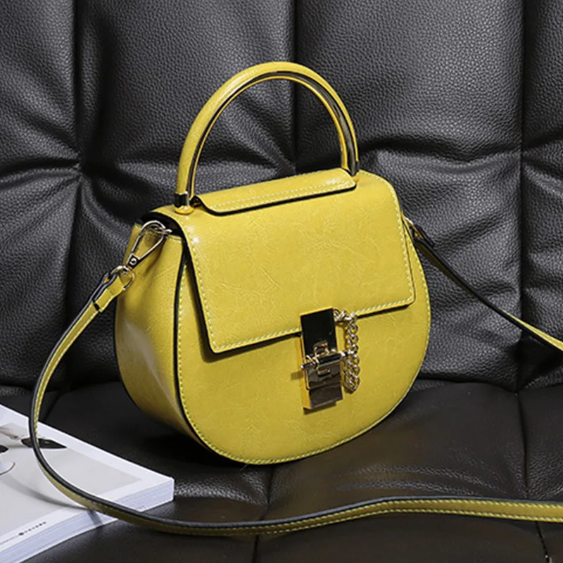 

Fashion ladies leather round shoulder bag Vintage saddle bag Cute wild pig bag Leather youth diagonal bag