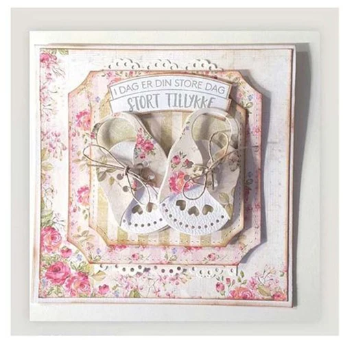 

Metal cutting dies cut die mold Baby shoes Cart for Baby shower Scrapbook paper craft knife mould blade punch stencils dies