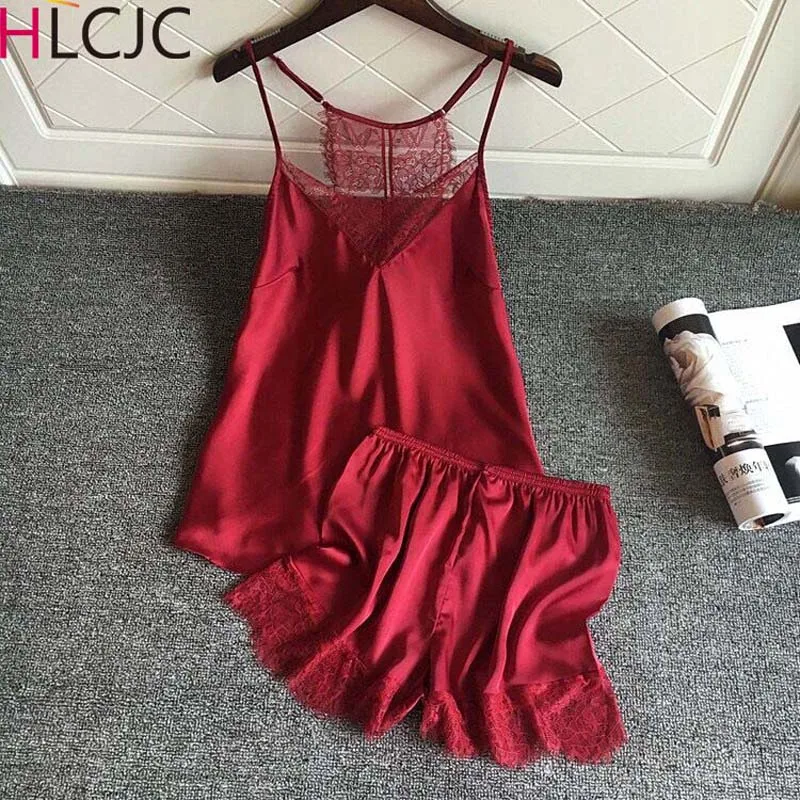 

High-quality two-piece comfortable pajamas silk sexy satin nightgown lace home sleepwar loose and comfortable sleeping room