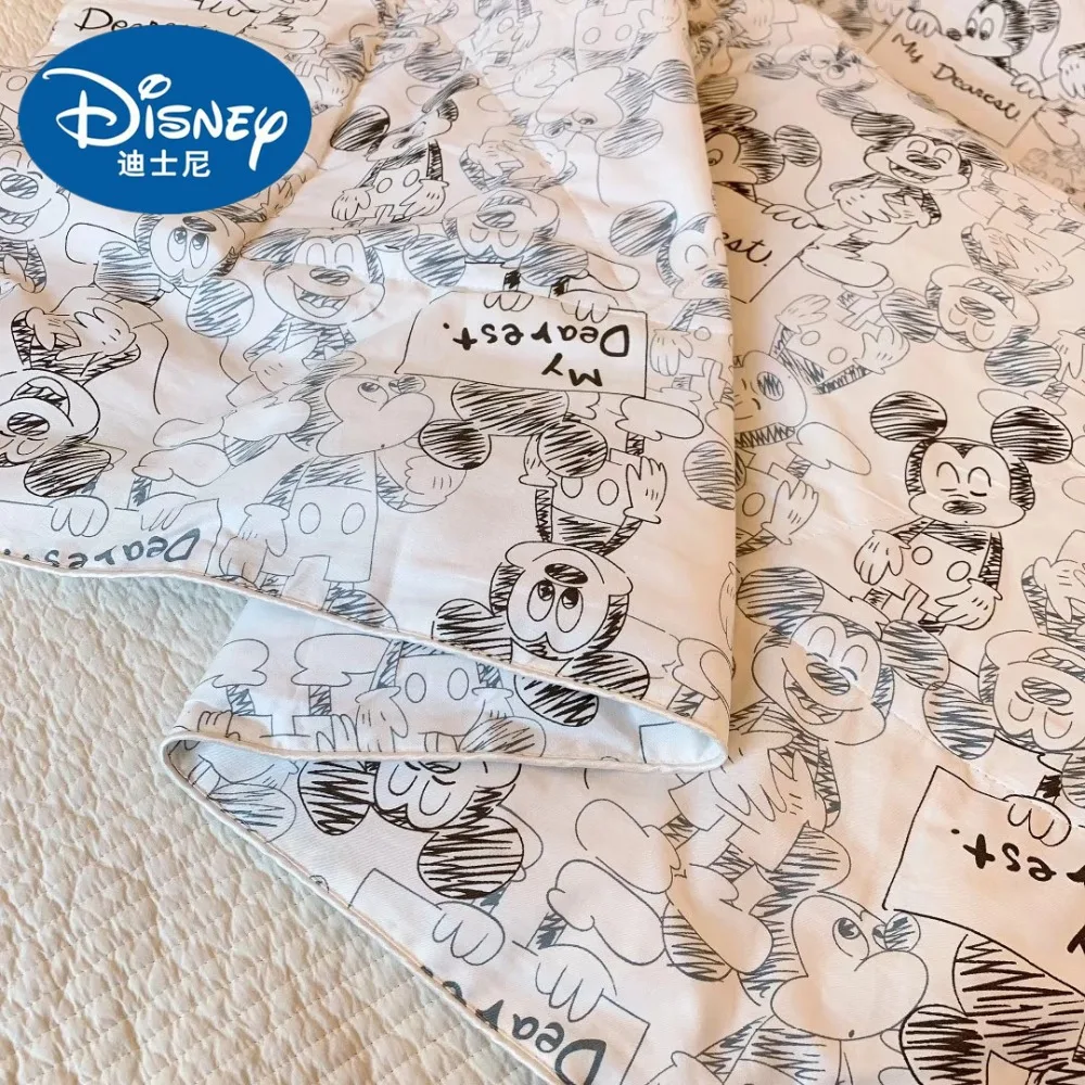 

Cartoon Disney Mickey Mouse Cotton Blanket Quilt on Bed/Sofa Air Condition Sleeping Cover Bedding Children Adult Summer blanket