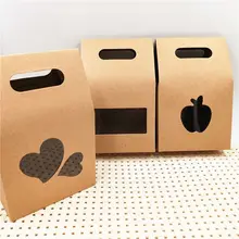 50 unids/lote de cajas de pie de papel Kraft clásico con ventana de PVC transparente con forma de corazón de manzana para bolsas de contenedores de pétalos de frutas secas