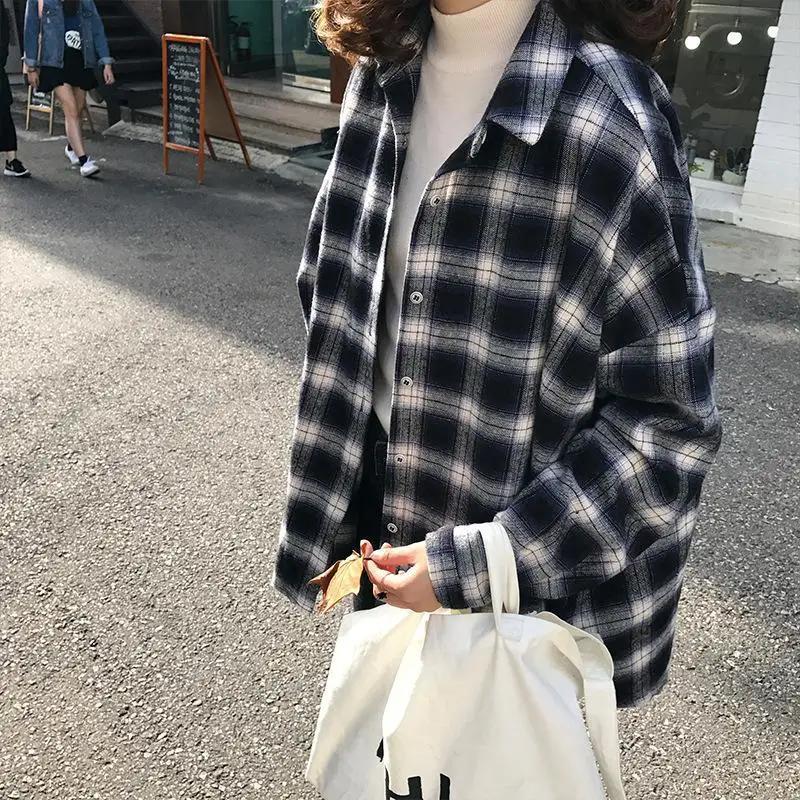 Women Long Sleeve Blouse New Arrival 2020 Spring Loose Women Blouses Button Plaid Turn-down Collar Blouses Casual Female Shirts