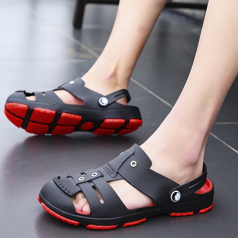 

2019 New Arrive Hole Breathable shoes for men beach sandals slippers with holes slates light Sandalias outdoor summer Chanclas