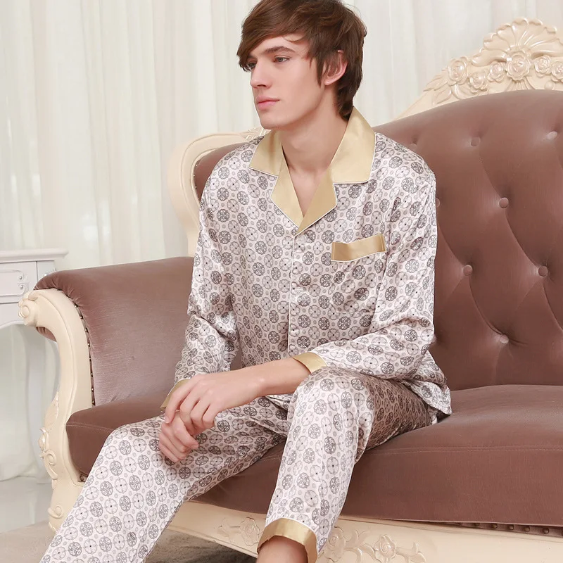 Men Genuine Silk Pajamas 2020 New Fashion Printed 100% Silk Sleepwear Male Long Sleeve Pyjama Pants Two-Piece Sets Z039