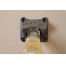 100 шт./партия, металлическая настенная панель крепления с 4 отверстиями, пивная бутылка содовой крышкой, кухонное приспособление-открывашка с винтами,, ZA1017