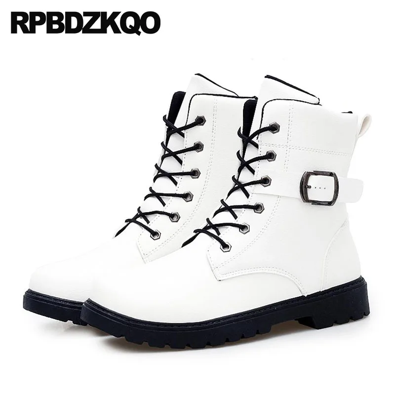 

2018 Booties Lace Up Short Korean Boots White Fall Autumn Ankle Zipper British Style Designer Shoes Men High Quality Waterproof