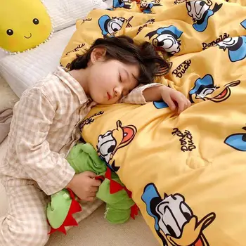 

Disney Yellow Duck Blankets Holiday blanket Thin quilt Girls Boy's Children's Kids Bed Home Bedroom Decoration Flannel