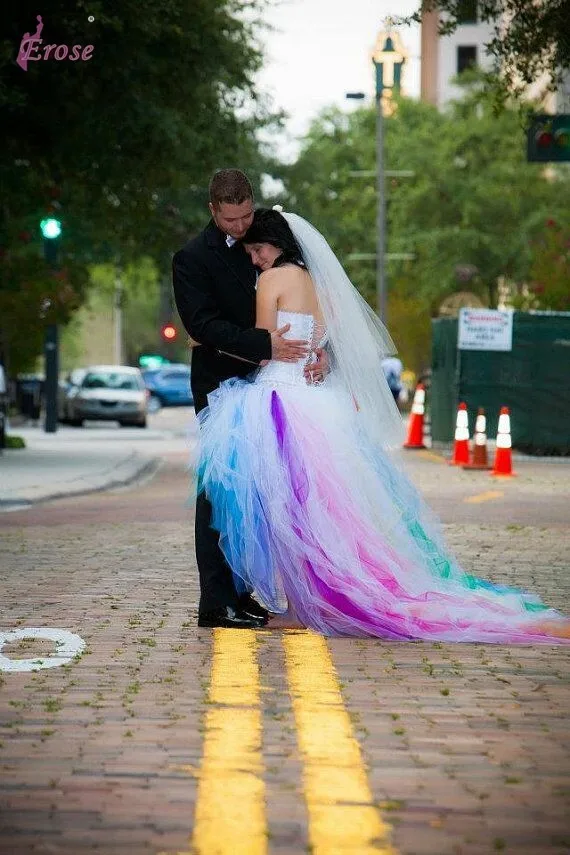 Свадебное платье из тюля на шнуровке, платье с лямкой на шее спереди, короткое и длинное сзади, Радужное цветное свадебное платье, vestidos de noiva, на заказ - Цвет: Белый