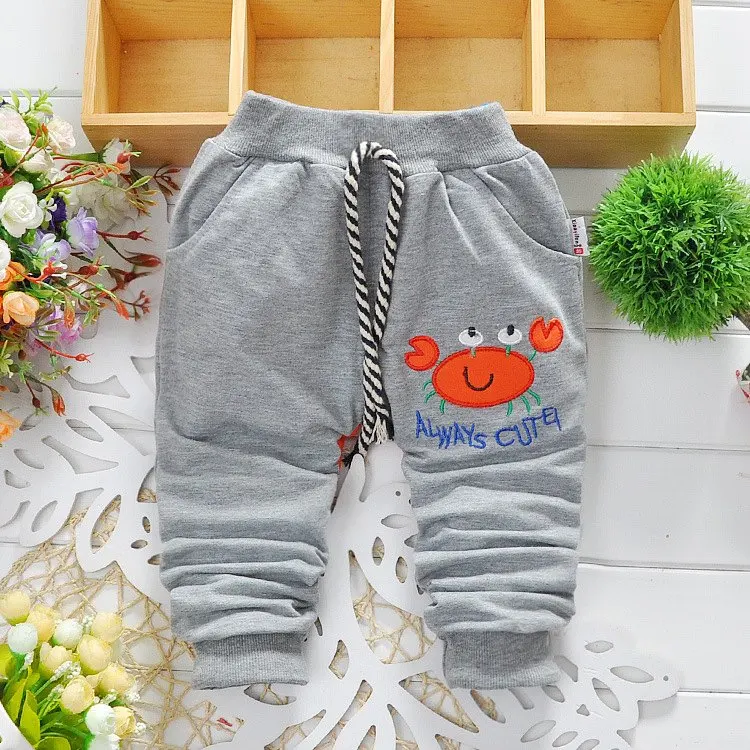 Г. Новая весенняя Корейская версия высококачественных хлопковых штанов с изображениями героев мультфильмов для маленьких мальчиков штаны для малышей от 0 до 2 лет штаны для маленьких девочек - Цвет: Gray