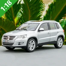 1/18 TIGUAN SUV литая модель металлическая модель автомобиля SUV игрушки серебро для мальчика Подарочная Коллекция с новой коробкой