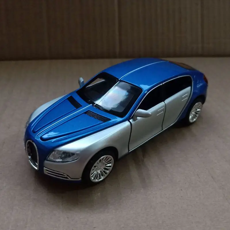

1:32 Scale/Diecast Metal Toy Model/Bugatti Ettore Super Sport Car/Sound & Light/Pull back Educational Collection/Children/Gift