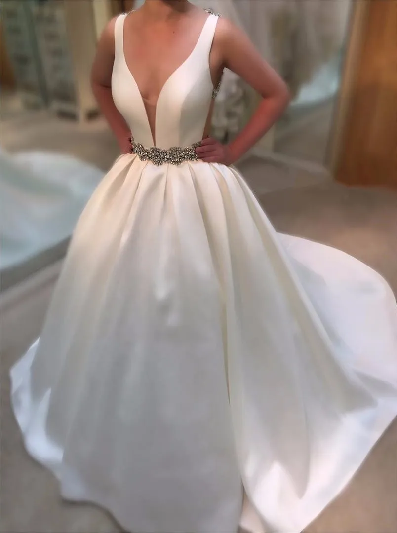 White Satin Strapless Wedding Dress 2017 Simple Design With Beading