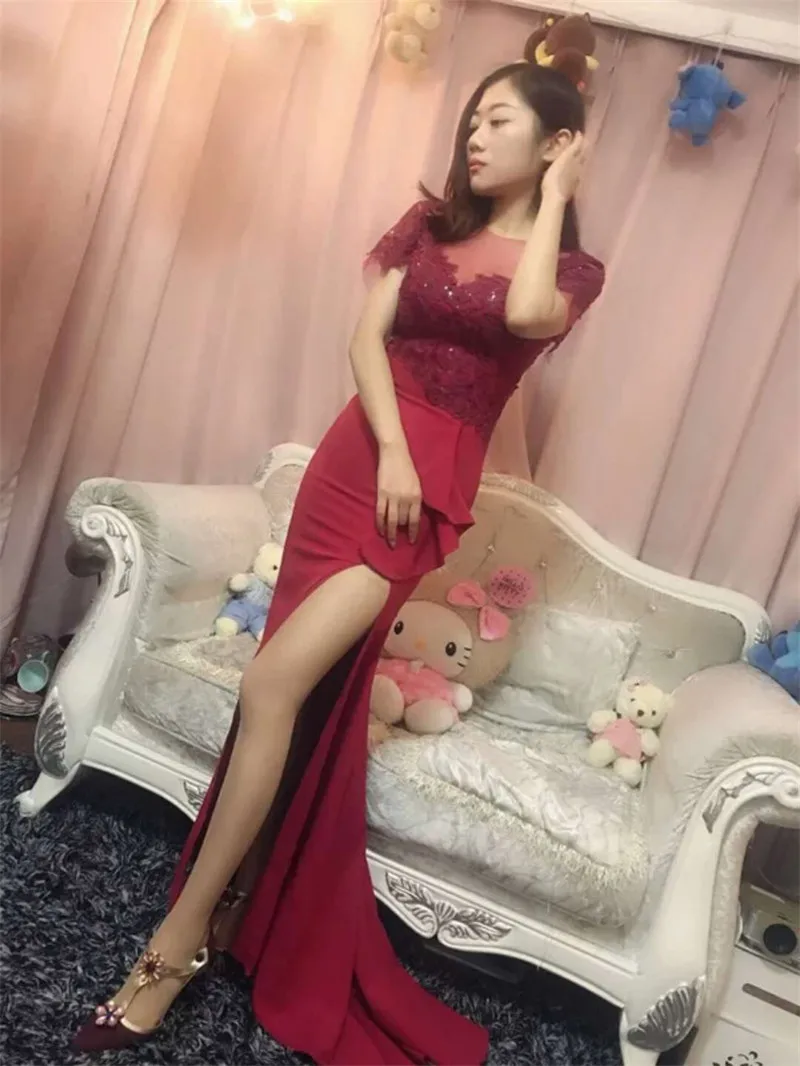 wine red _