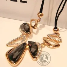 Free Shipping! Hot Sale Elegant Bling Crystal Rhinestones Triangle Pendants Gothic Clavicle Necklace Jewelery for Women Free Shipping! Hot Sale Elegant Bling Crystal Rhinestones Triangle Pendants Gothic Clavicle Necklace Jewelery for Women
