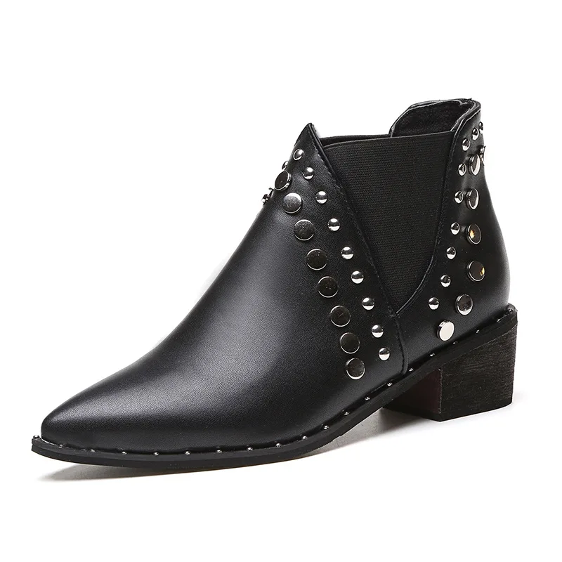 

Autumn and winter new pointed metal rivets with elastic band stitching Chelsea boots women
