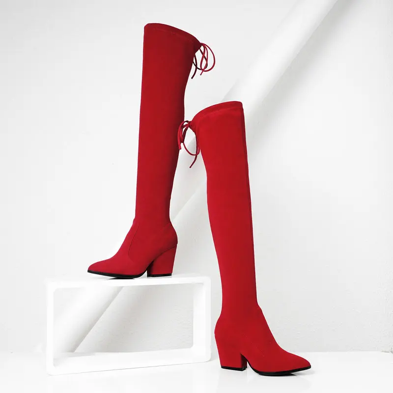 Растягивающиеся сапоги с острым носком на квадратном каблуке; пикантные женские сапоги до бедра; женская обувь для вечеринок; цвет красный, черный; женские зимние сапоги выше колена