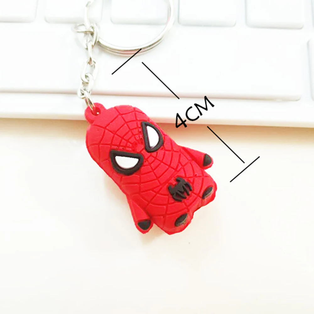 SUTI 1 piezas 3D llavero hombre araña llavero Capitán América Batman Hombre de Hierro Superman llavero anillo figuras de acción juguete regalo Llavero