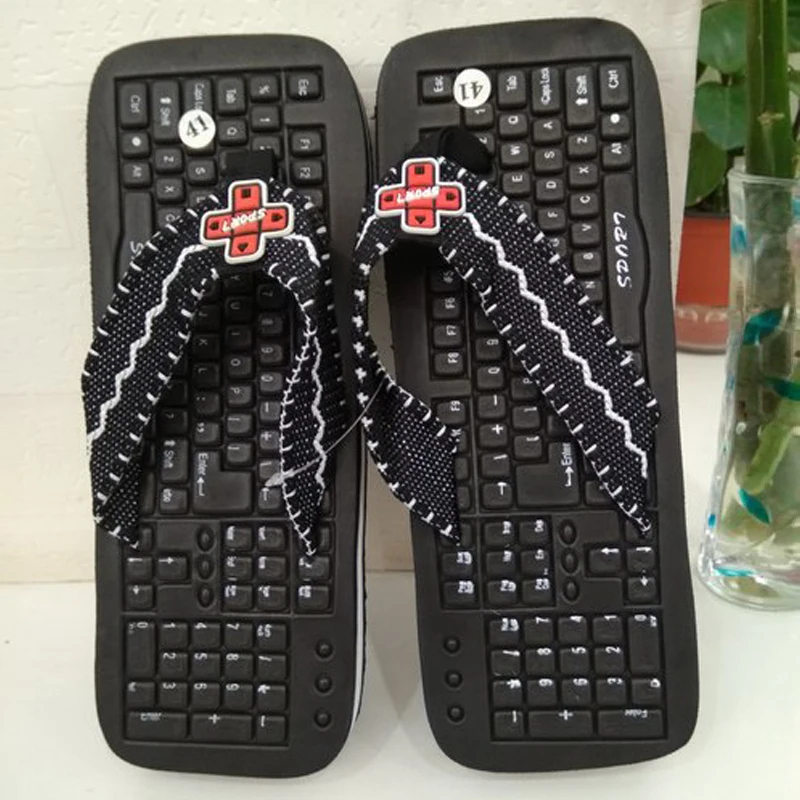 

Summer Men Slippers New Creative Beach Sandals Keyboard Shoes Light Comfortable Slippers Non-slip Man Flip Flops Student Shoe