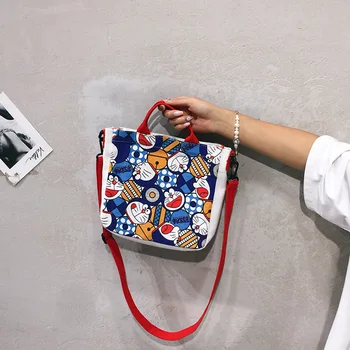 

Summer women's fashion canvas bag 2019 new wild cute Doraemon cartoon messenger bag casual large capacity shoulder bag