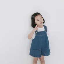 Новинка года; повседневные джинсовые комбинезоны для маленьких девочек; детские летние комбинезоны; Модные свободные джинсовые комбинезоны; джинсовые шорты для отпуска