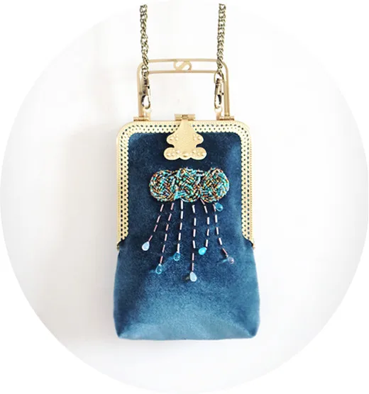 

Handmade Beading Women Clutch Vintage Velvet Small Handbag Velour Navy Blue Metal Frame Bags Cyrstal Beads MinI Embroidery Rain