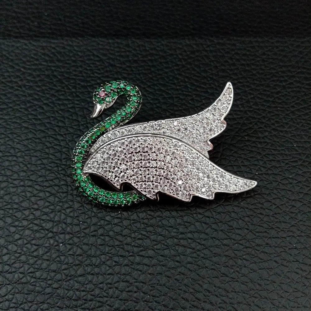 

1pc 29X42mm golden plated Cz micro Pave swan brooch