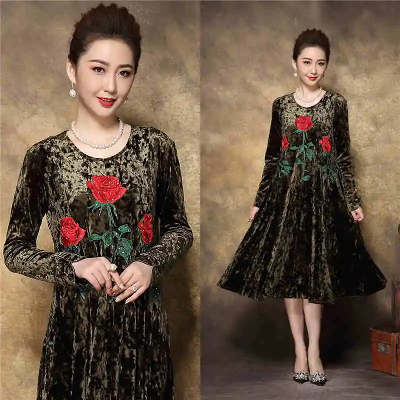 

2017Autumn winter high-end middle age Women gold velvet embroidery dress Plus size elegant long Dress vintage party dress XXXXL