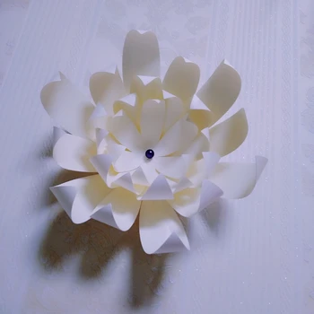 

2018 DIY Ivory Giant Paper Flowers For Wedding & Event Decorations Backdrops Deco Baby Nursery Fashion Show Video Tutorials