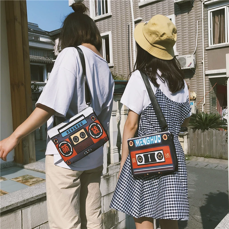 Menghuo 2018 Personality Retro 3D TV Tape Camera Radio Shape Women Handbag Ladies Shoulder Bag Messenger Bag Rock Cross-body Bag (45)