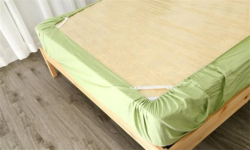

NEW 4pcs/Set Strong Bed Sheet Elastic band Fix Clips Nylon Buckle Bed Sheet Fasteners Clip Holder Mattress Clip Accessory #20