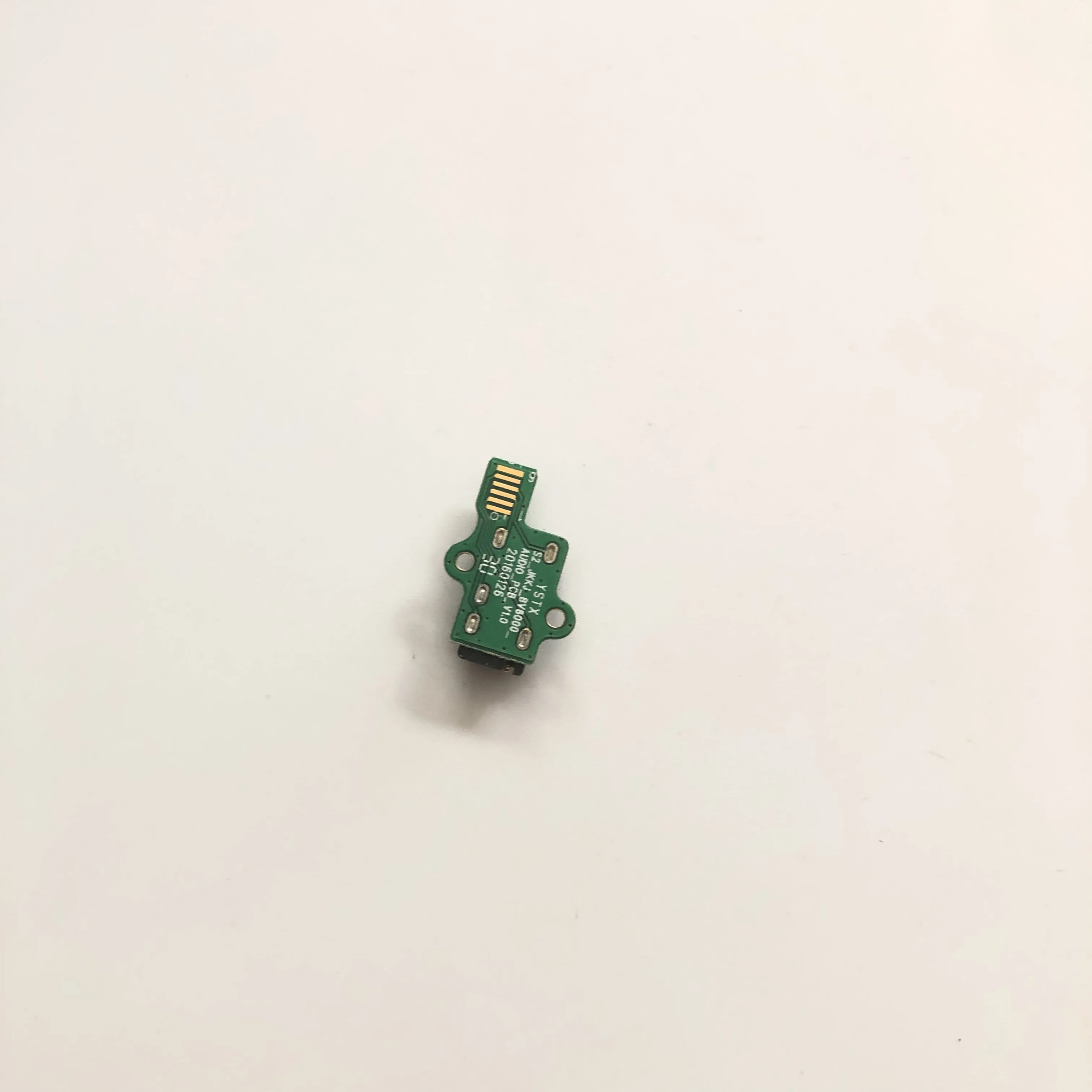 

Original Used Earphone jack for Blackview BV6000 4.7 MT6755 Octa core 1280x720 Free shipping+tracking number