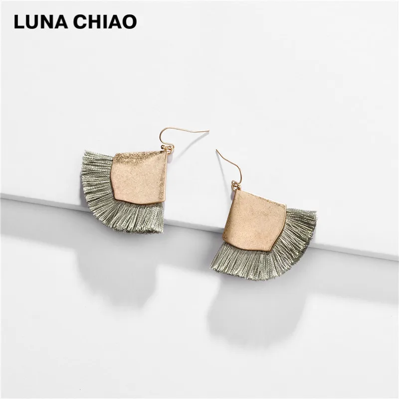 Женские серьги подвески в форме веера LUNA CHIAO Осенние массивные с бахромой и