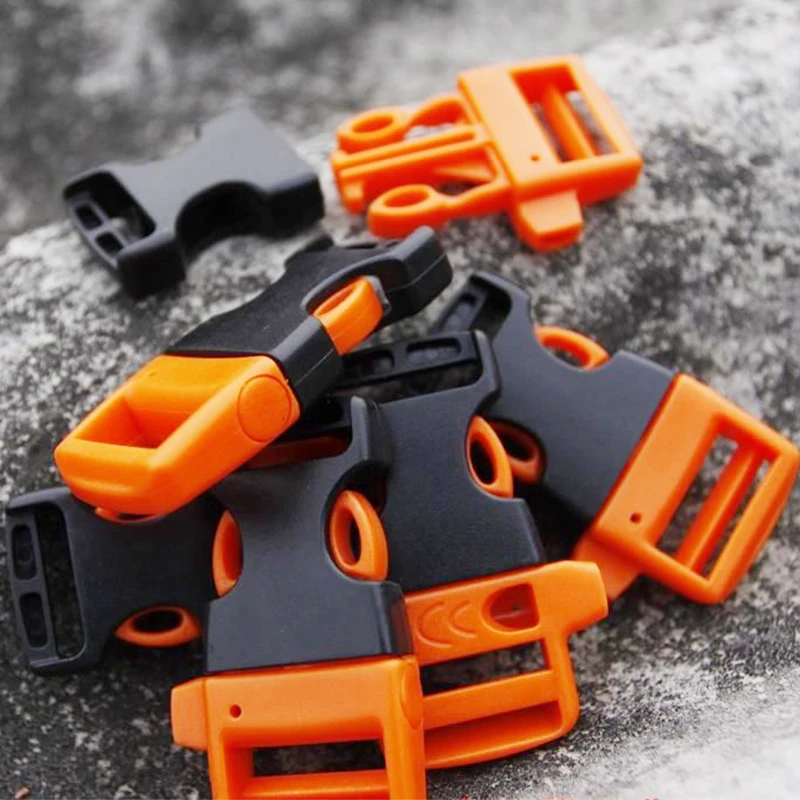 

New Outdoor Camping Men Compass Whistle Parachute cord Bracelets Buckle Starter Survival Buckle Rope Kit Whistle Buckle~
