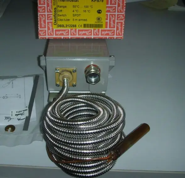 Original authentic Danfoss temperature switch KPS79 060L312266 KPS79