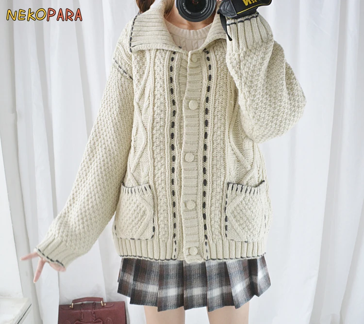 

Wool Blend Vintage Winter Warm Loose Sweater Long Sleeve Twisted Knitted Cardigan Pockets Color Beige