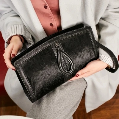 

Women's bag 2018 new fur bag female fashion large capacity horse hair hand leather leather handbags Messenger bag sexy fashion