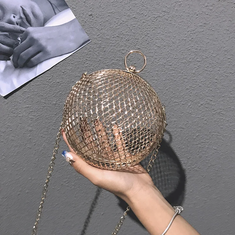 

2018 Fashionable Korean Version Metal Hollow Out Bag ,Spherical Small Round Bag, Simple But Luxury Well-matched Bags